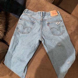 LEVI 550 (women’s boyfriend jeans)